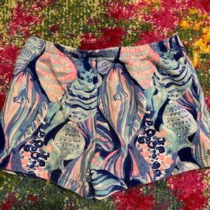 Lilly Pulitzer  Fish Pattern Shorts 8